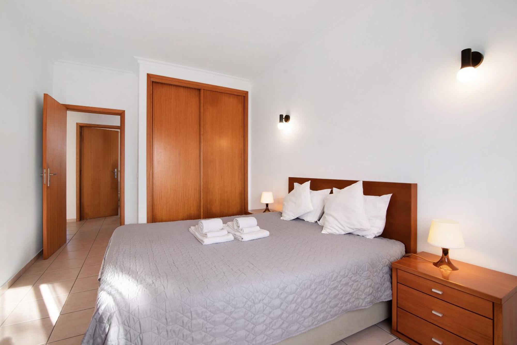 T1 Apartamentos Vista Alegre 阿尔布费拉 外观 照片